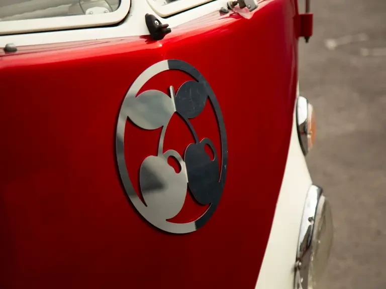 1966 Volkswagen Split-Window Bus - Image 15 of 31