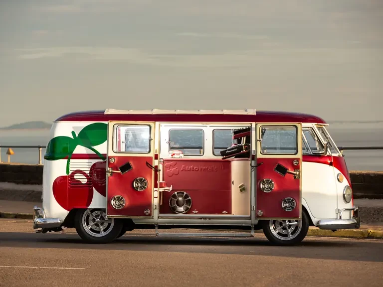 1966 Volkswagen Split-Window Bus - Image 7 of 31