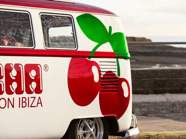 1966 Volkswagen Split-Window Bus - Image 29 of 31