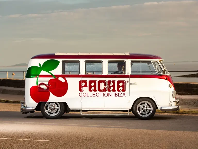 1966 Volkswagen Split-Window Bus - Image 5 of 31