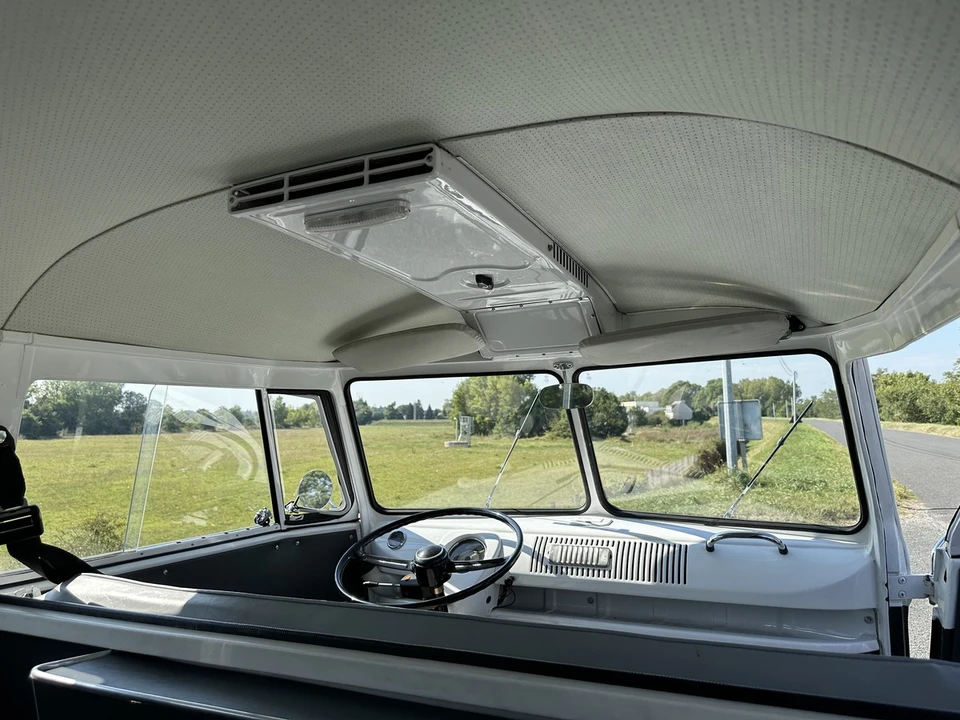 1966 Volkswagen Split-Window Bus - Image 13 of 30