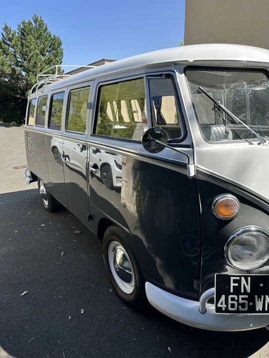 1966 Volkswagen Split-Window Bus - Image 19 of 30