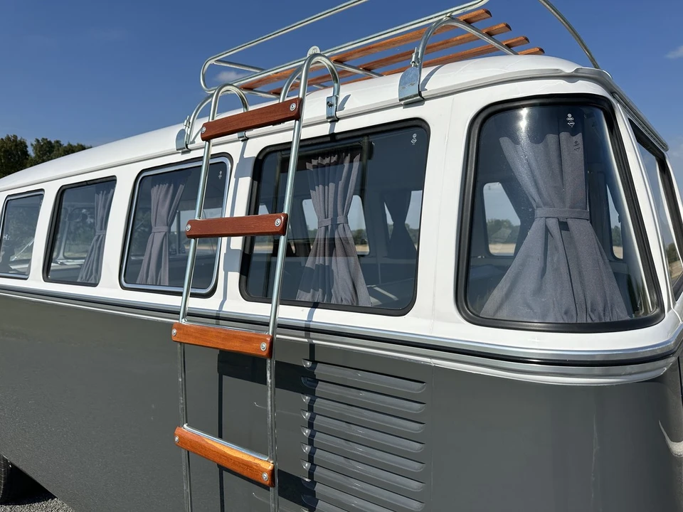1966 Volkswagen Split-Window Bus - Image 27 of 30