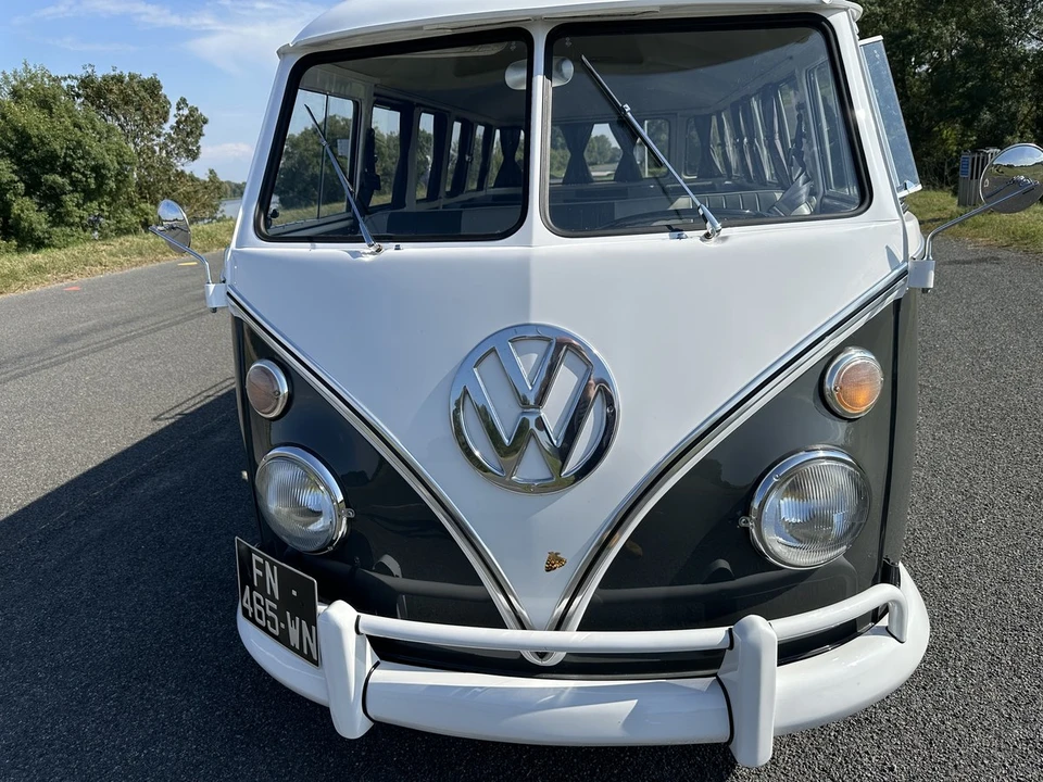 1966 Volkswagen Split-Window Bus - Image 2 of 30