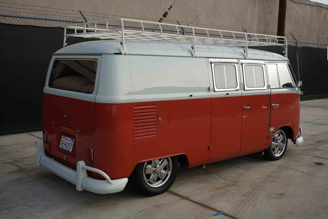 1966 Volkswagen Split-Window Bus - Image 17 of 31