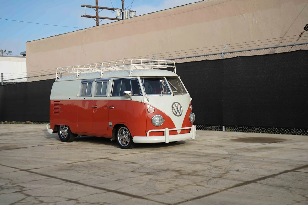 1966 Volkswagen Split-Window Bus - Image 25 of 31