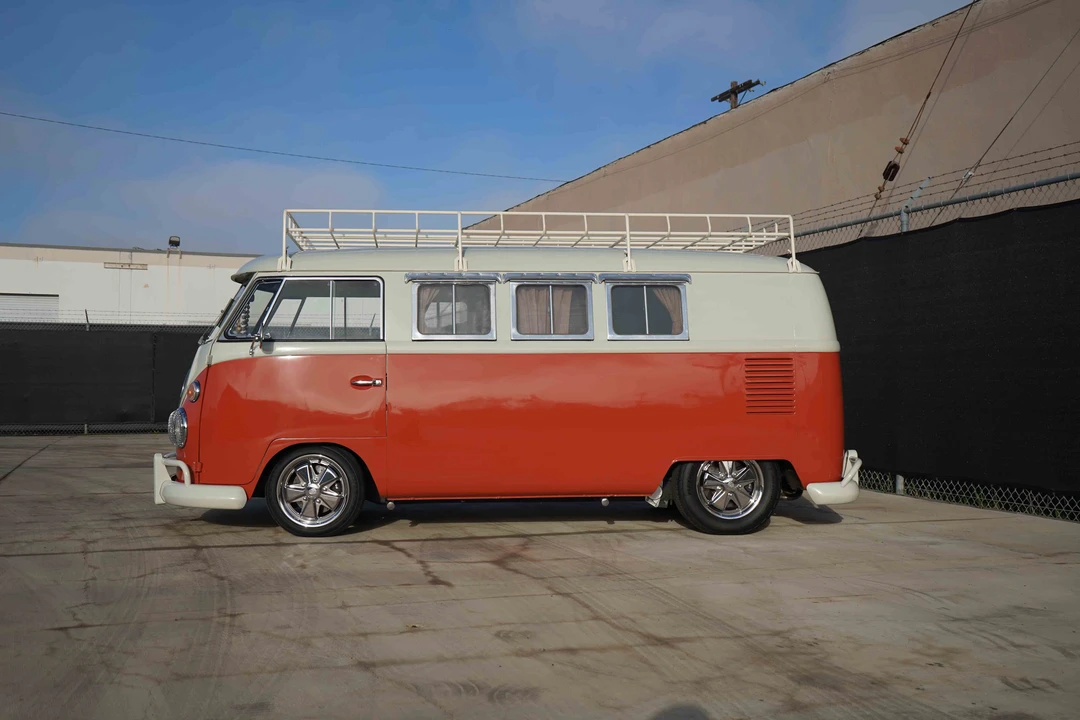 1966 Volkswagen Split-Window Bus - Image 28 of 31