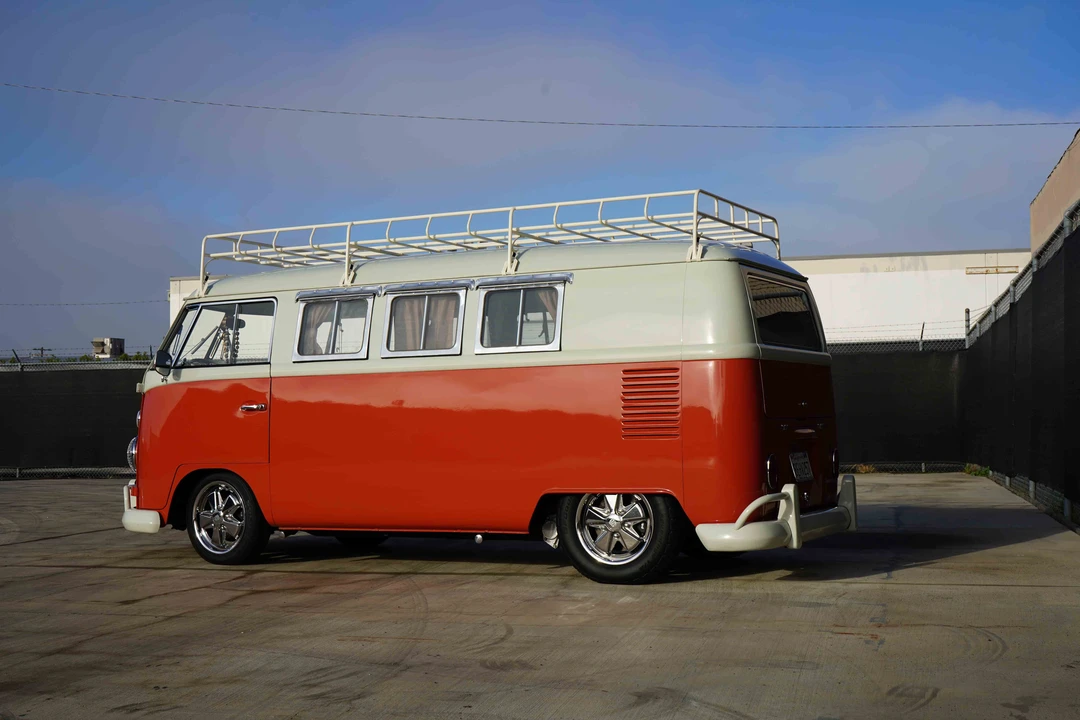1966 Volkswagen Split-Window Bus - Image 29 of 31