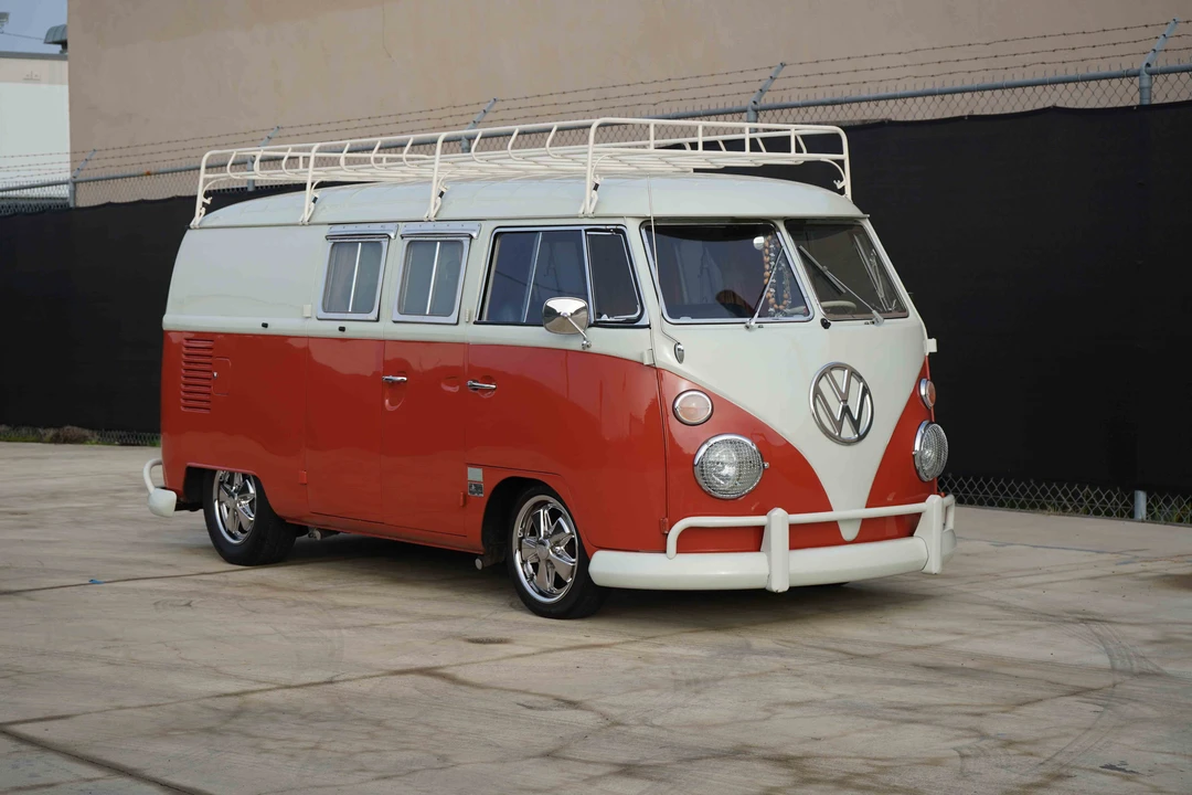 1966 Volkswagen Split-Window Bus - Image 3 of 31
