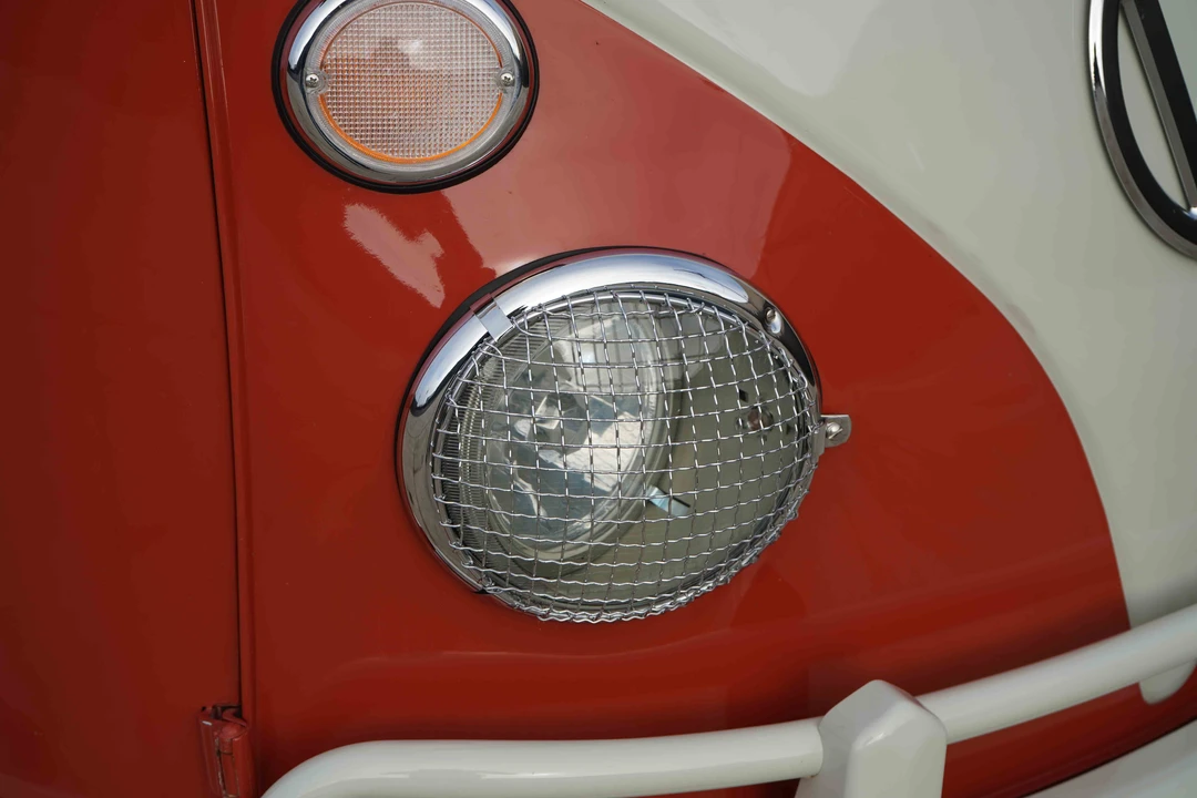 1966 Volkswagen Split-Window Bus - Image 7 of 31