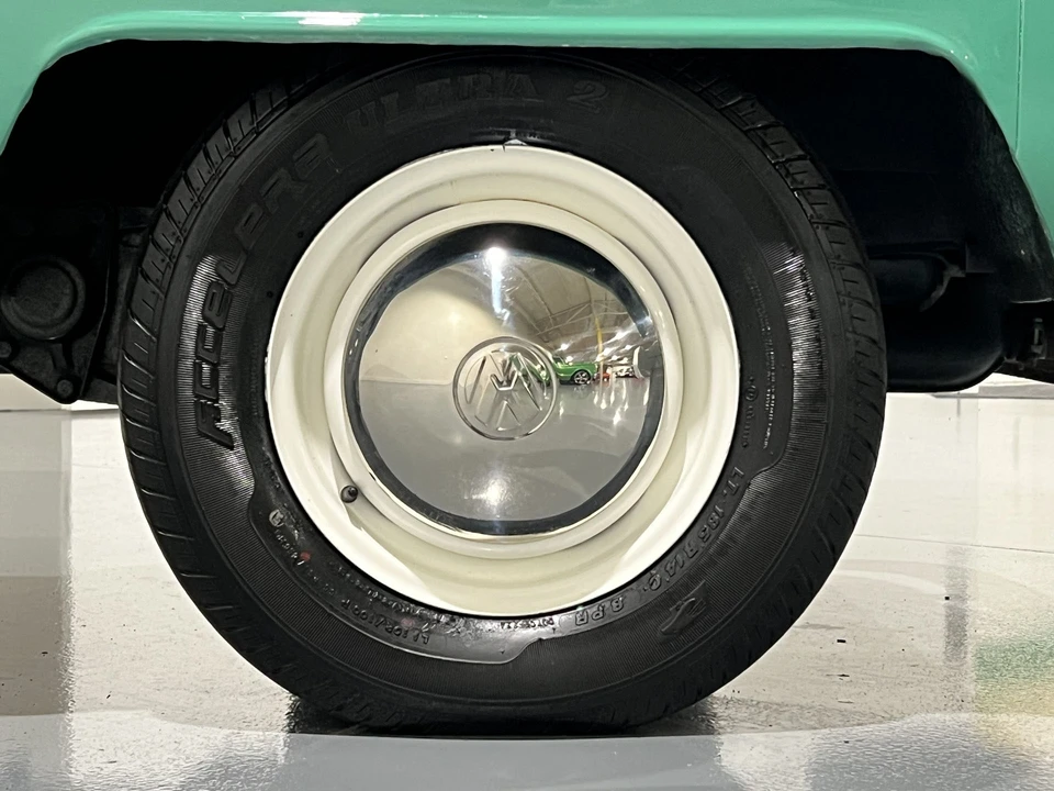 1966 Volkswagen EuroVan - Image 28 of 31