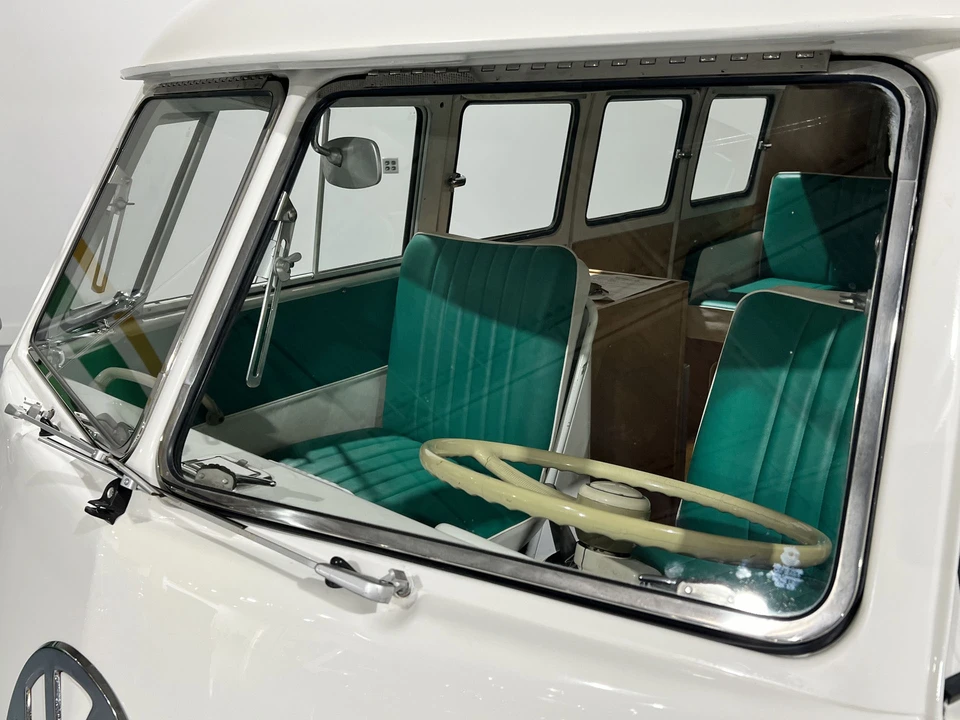1966 Volkswagen EuroVan - Image 10 of 31