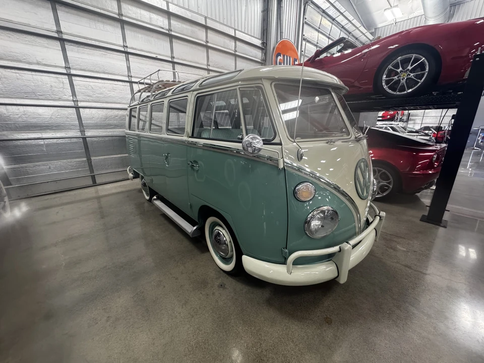1966 Volkswagen Split-Window Bus - Image 22 of 31
