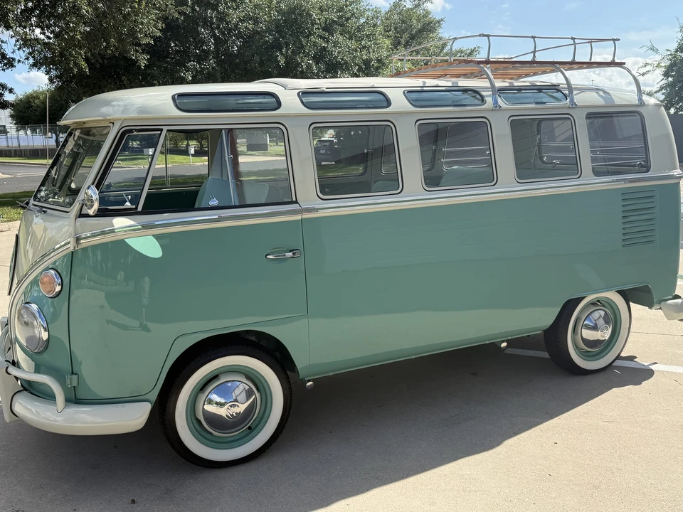1966 Volkswagen Split-Window Bus - Image 18 of 31