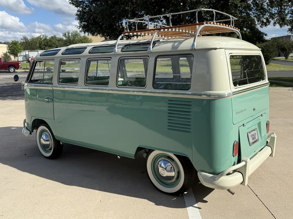 1966 Volkswagen Split-Window Bus - Image 16 of 31