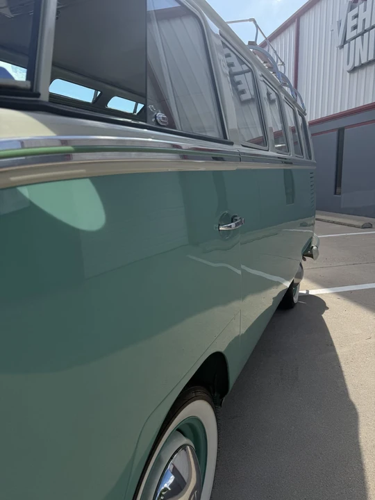 1966 Volkswagen Split-Window Bus - Image 29 of 31
