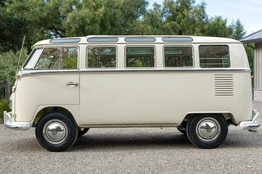 1966 Volkswagen Split-Window Bus - Image 3 of 9