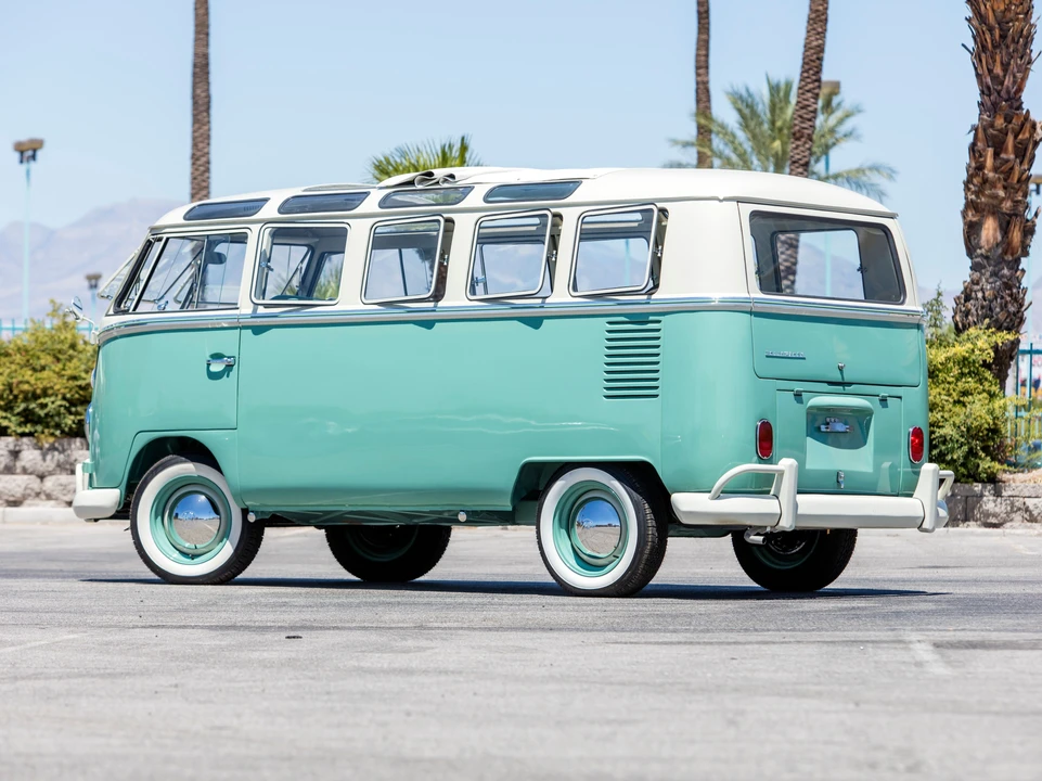 1966 Volkswagen Split-Window Bus - Image 5 of 23