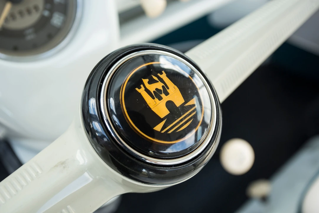 1966 Volkswagen Split-Window Bus - Image 22 of 31