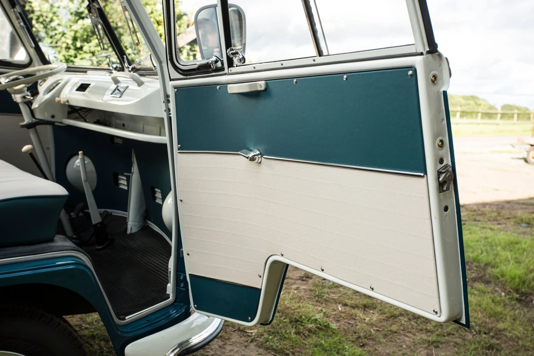 1966 Volkswagen Split-Window Bus - Image 13 of 31