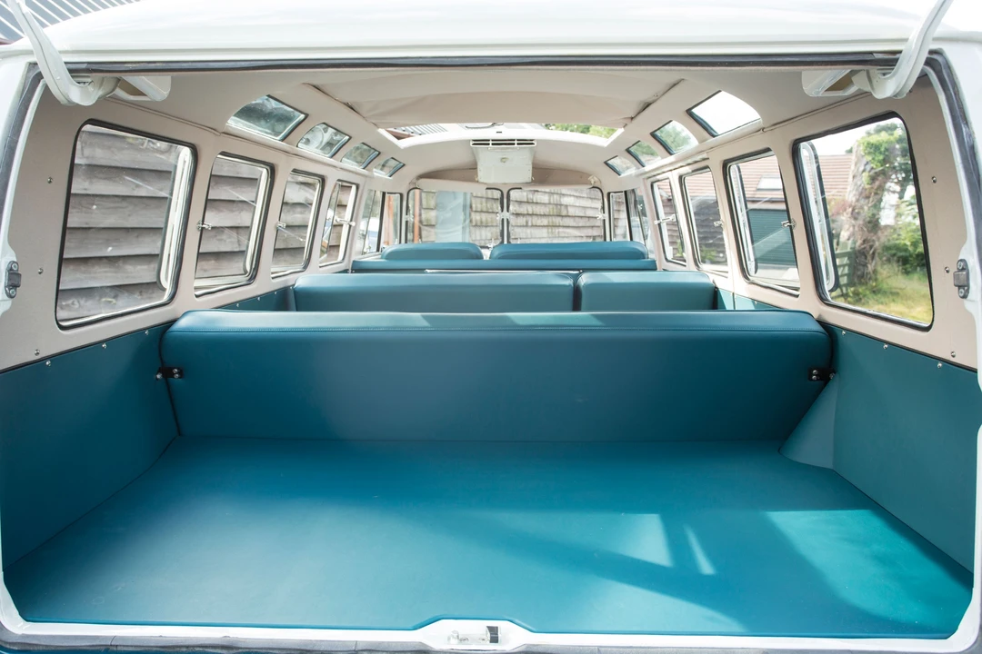 1966 Volkswagen Split-Window Bus - Image 10 of 31