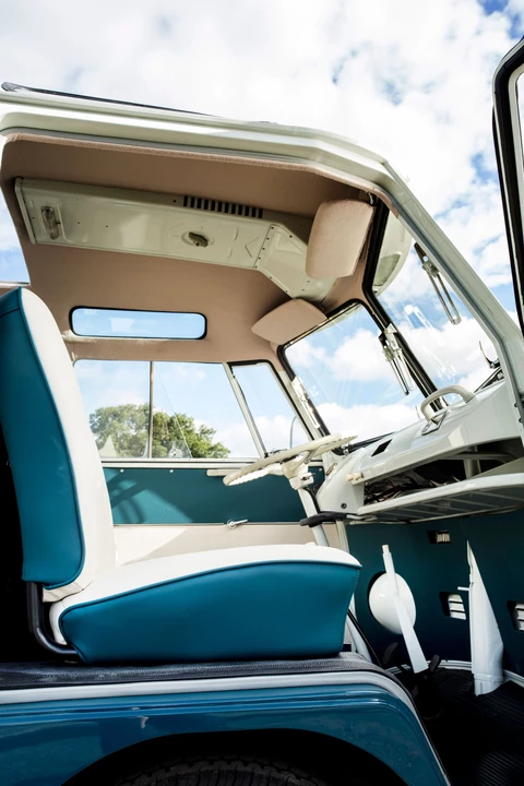 1966 Volkswagen Split-Window Bus - Image 17 of 31