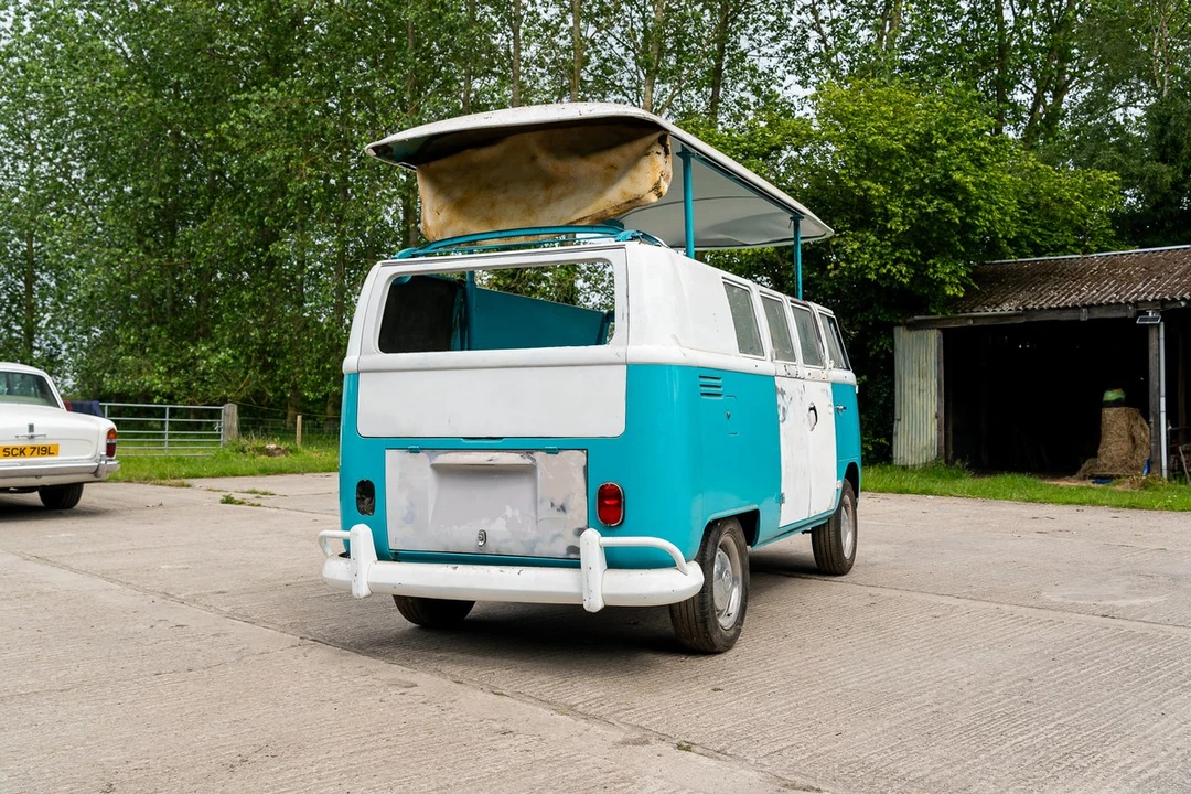 1966 Volkswagen Split-Window Bus - Image 13 of 30