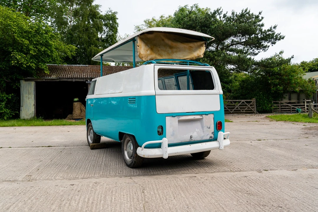 1966 Volkswagen Split-Window Bus - Image 15 of 30