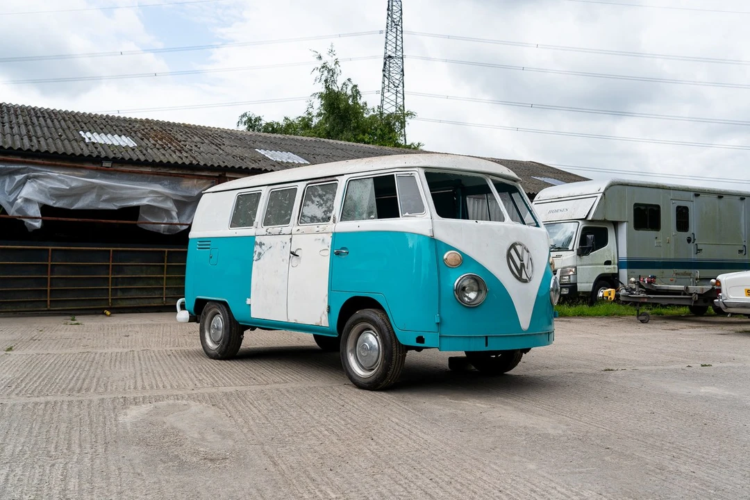 1966 Volkswagen Split-Window Bus - Image 9 of 30