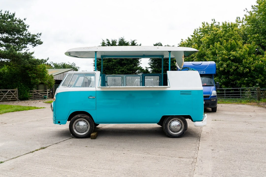 1966 Volkswagen Split-Window Bus - Image 17 of 30