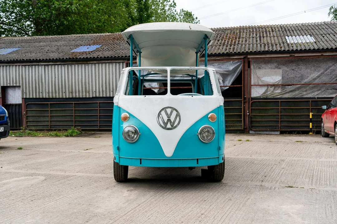 1966 Volkswagen Split-Window Bus - Image 19 of 30