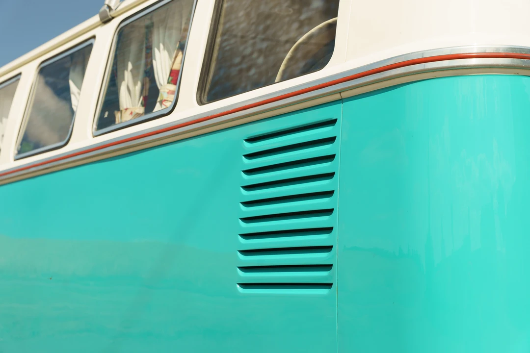 1967 Volkswagen Split-Window Camper - Image 11 of 31