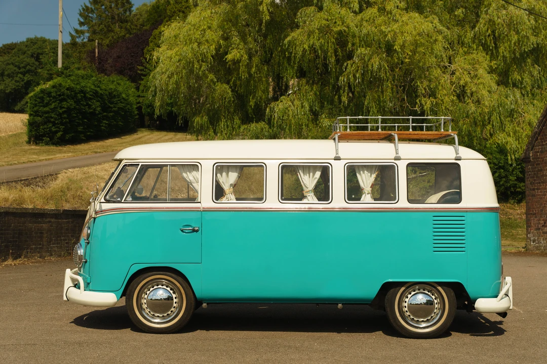 1967 Volkswagen Split-Window Camper - Image 9 of 31