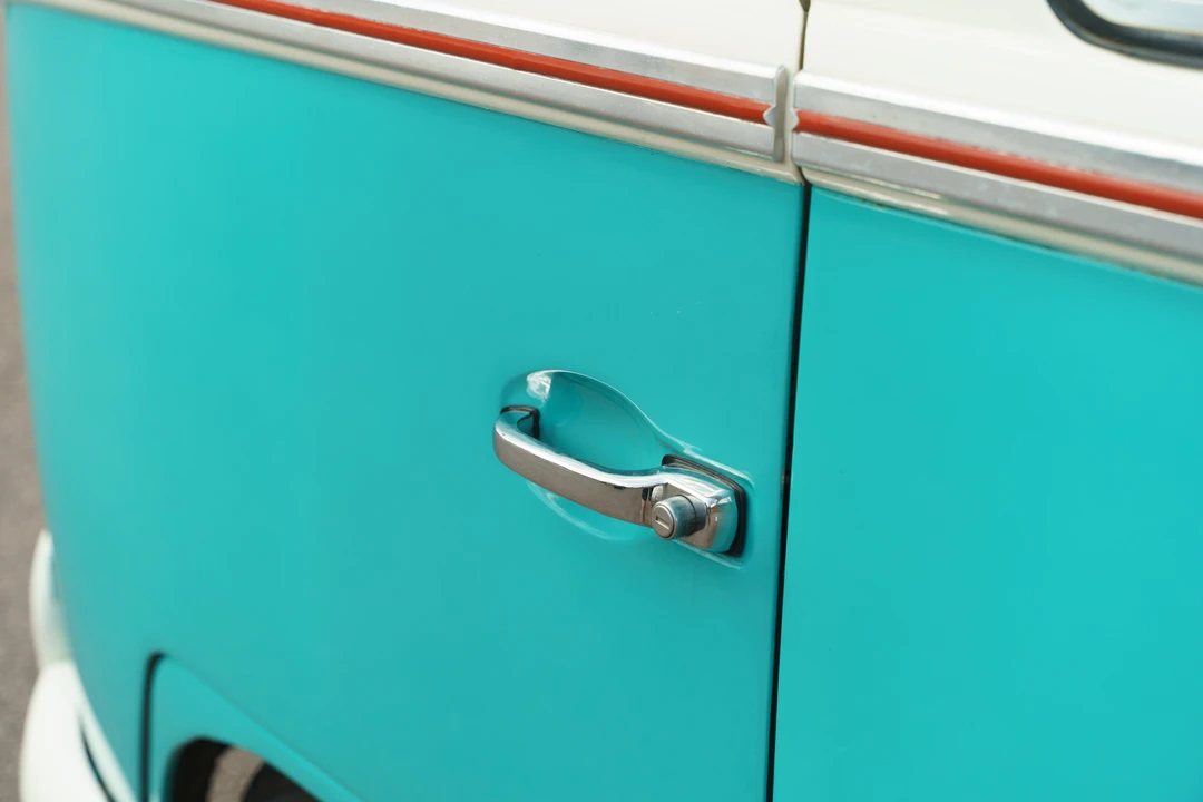 1967 Volkswagen Split-Window Camper - Image 18 of 31