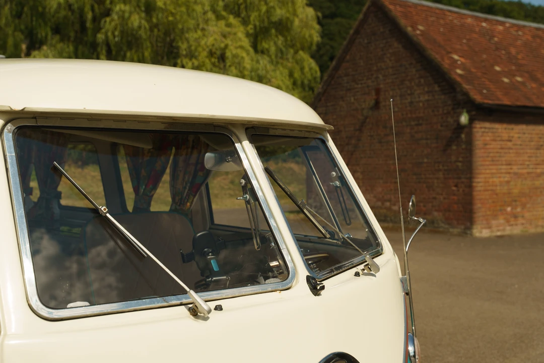 1967 Volkswagen Split-Window Camper - Image 24 of 31