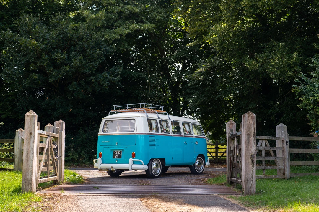 1966 Volkswagen Split-Window Camper - Image 11 of 31