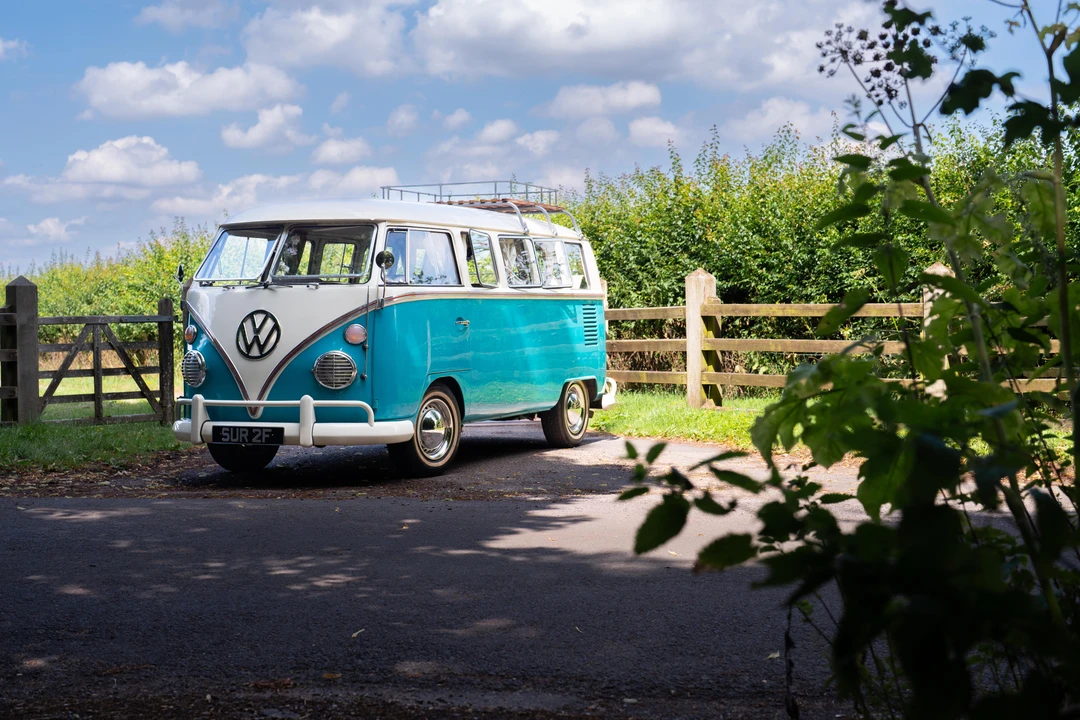 1966 Volkswagen Split-Window Camper - Image 4 of 31