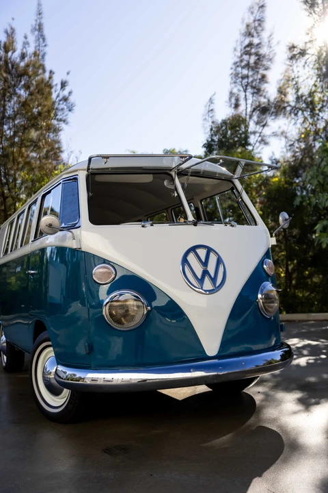 1966 Volkswagen Split-Window Bus - Image 29 of 31