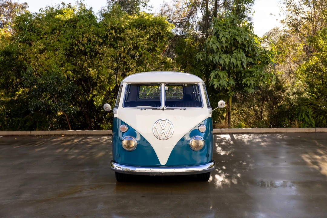 1966 Volkswagen Split-Window Bus - Image 2 of 31