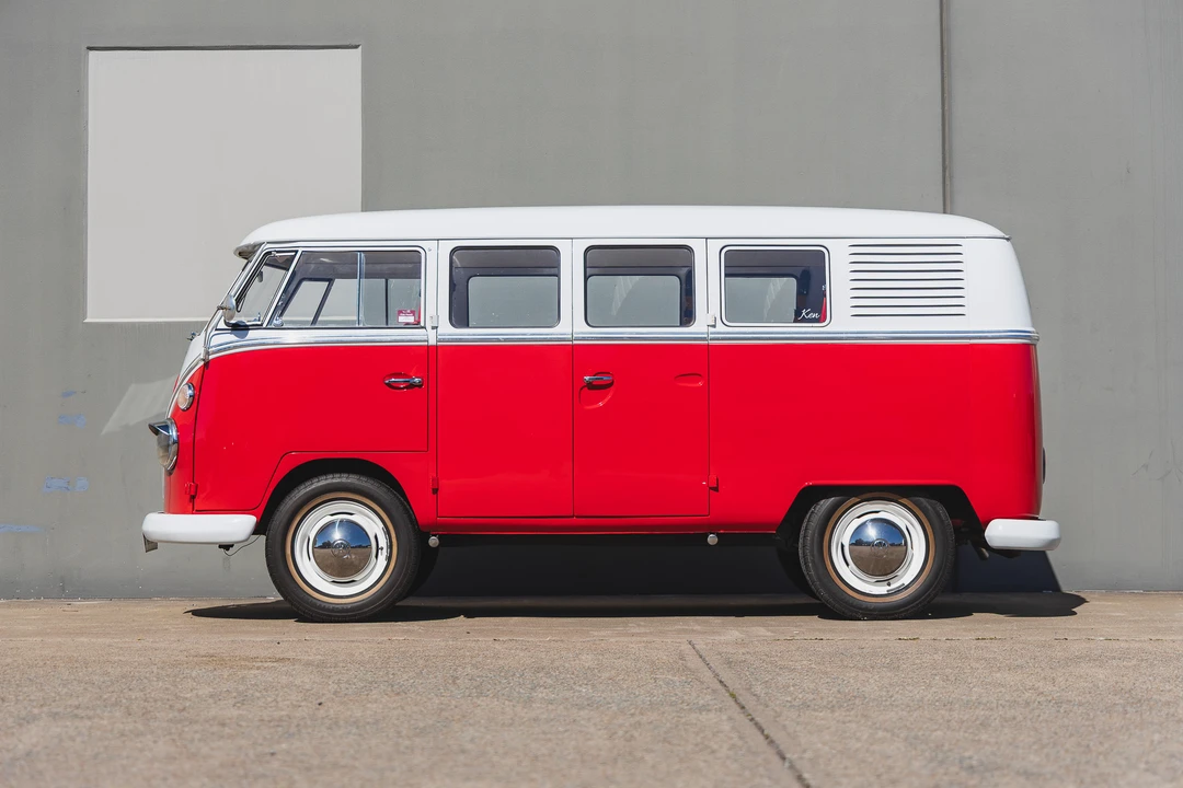 1964 Volkswagen Split-Window Bus - Image 4 of 31