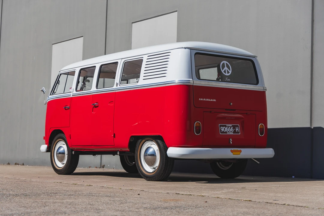 1964 Volkswagen Split-Window Bus - Image 5 of 31