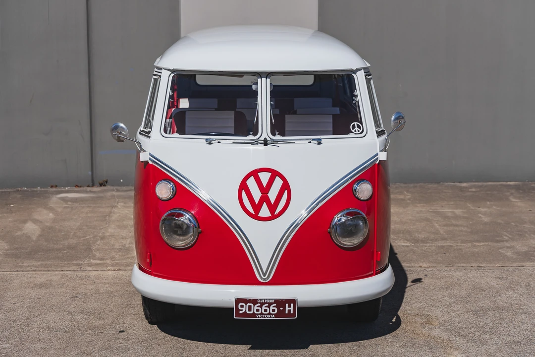 1964 Volkswagen Split-Window Bus - Image 10 of 31