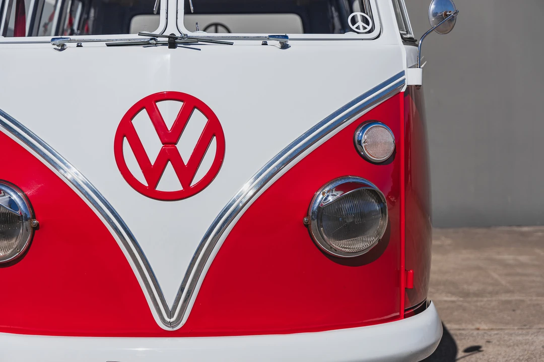 1964 Volkswagen Split-Window Bus - Image 26 of 31