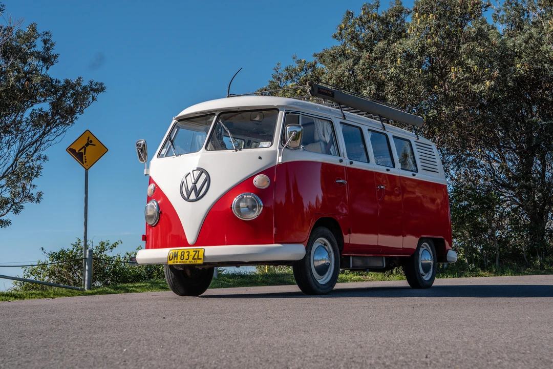 1966 Volkswagen Split-Window Bus - Image 15 of 31