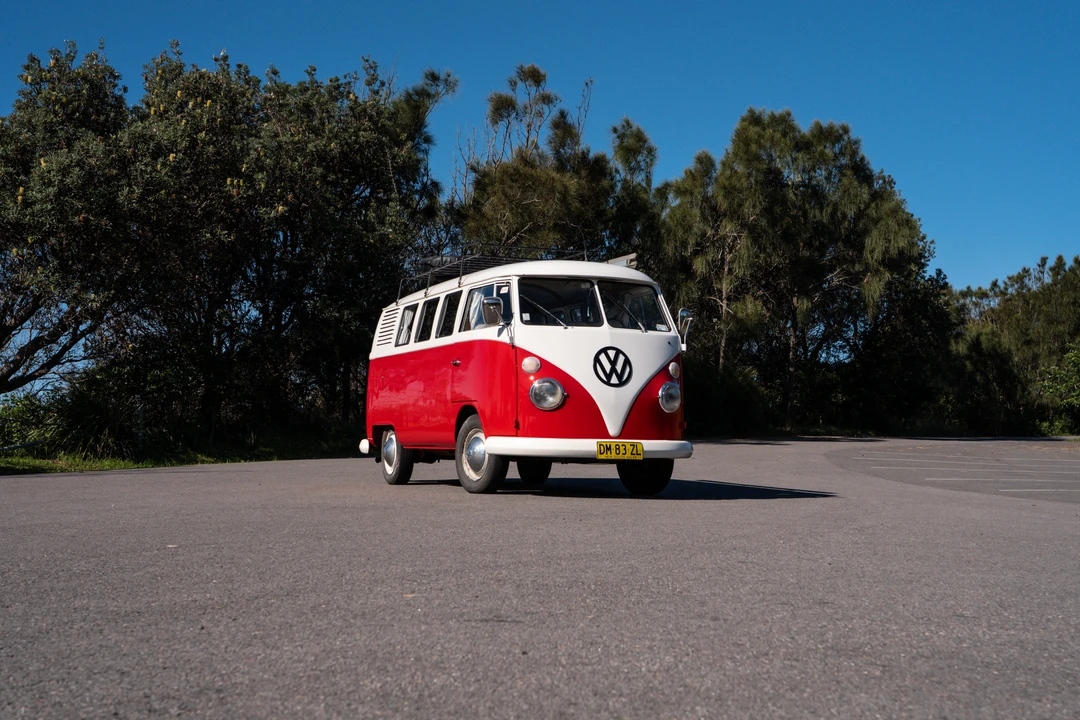 1966 Volkswagen Split-Window Bus - Image 17 of 31