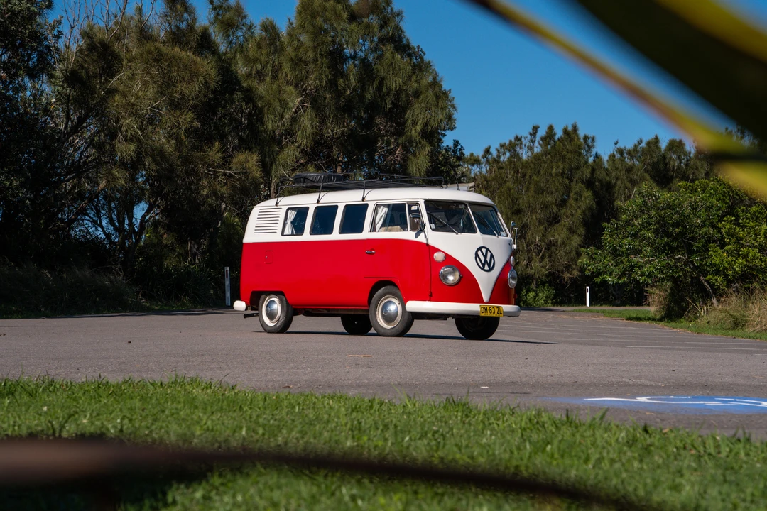 1966 Volkswagen Split-Window Bus - Image 27 of 31