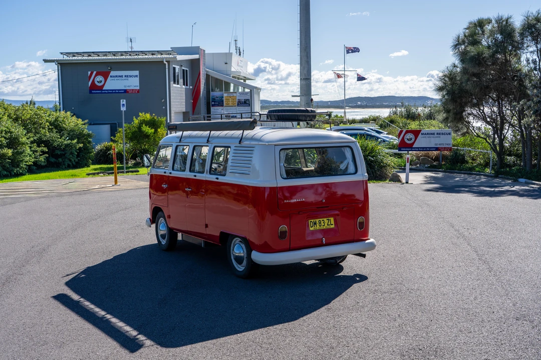 1966 Volkswagen Split-Window Bus - Image 30 of 31