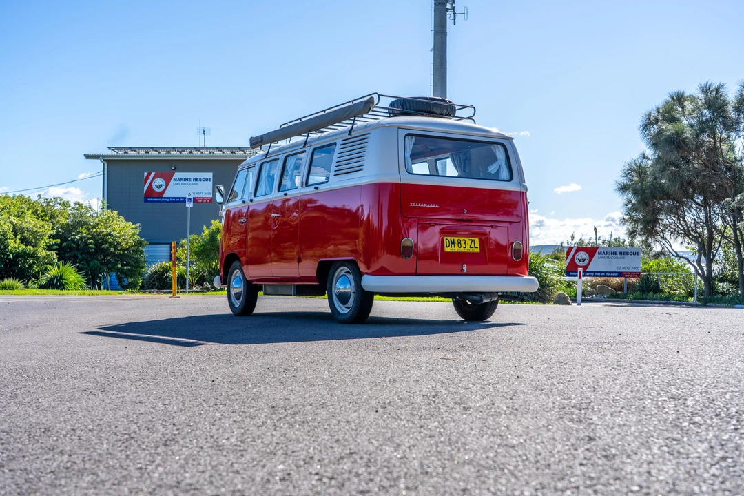 1966 Volkswagen Split-Window Bus - Image 7 of 31