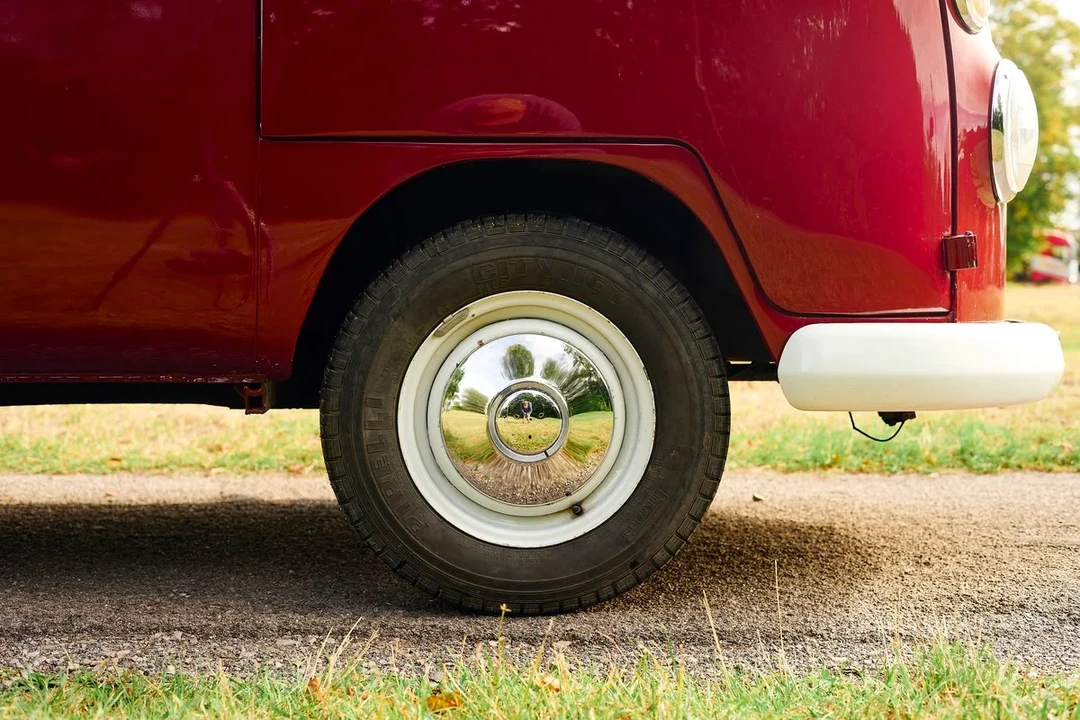 1966 Volkswagen Split-Window Camper - Image 26 of 30