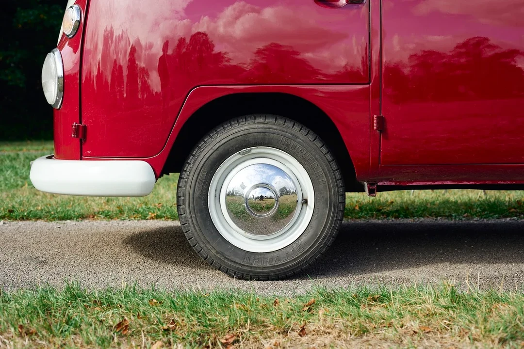 1966 Volkswagen Split-Window Camper - Image 23 of 30